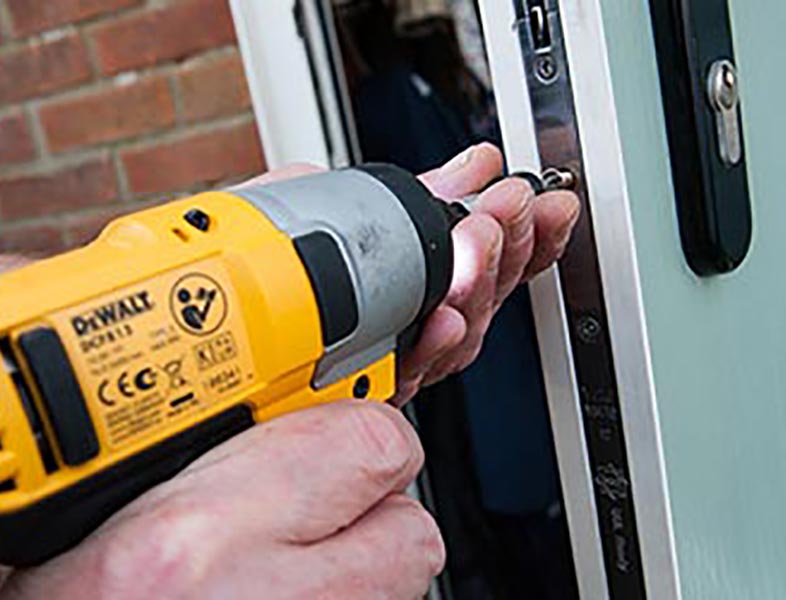 24 Hour Locksmiths available in Belmont SM2 & across Surrey